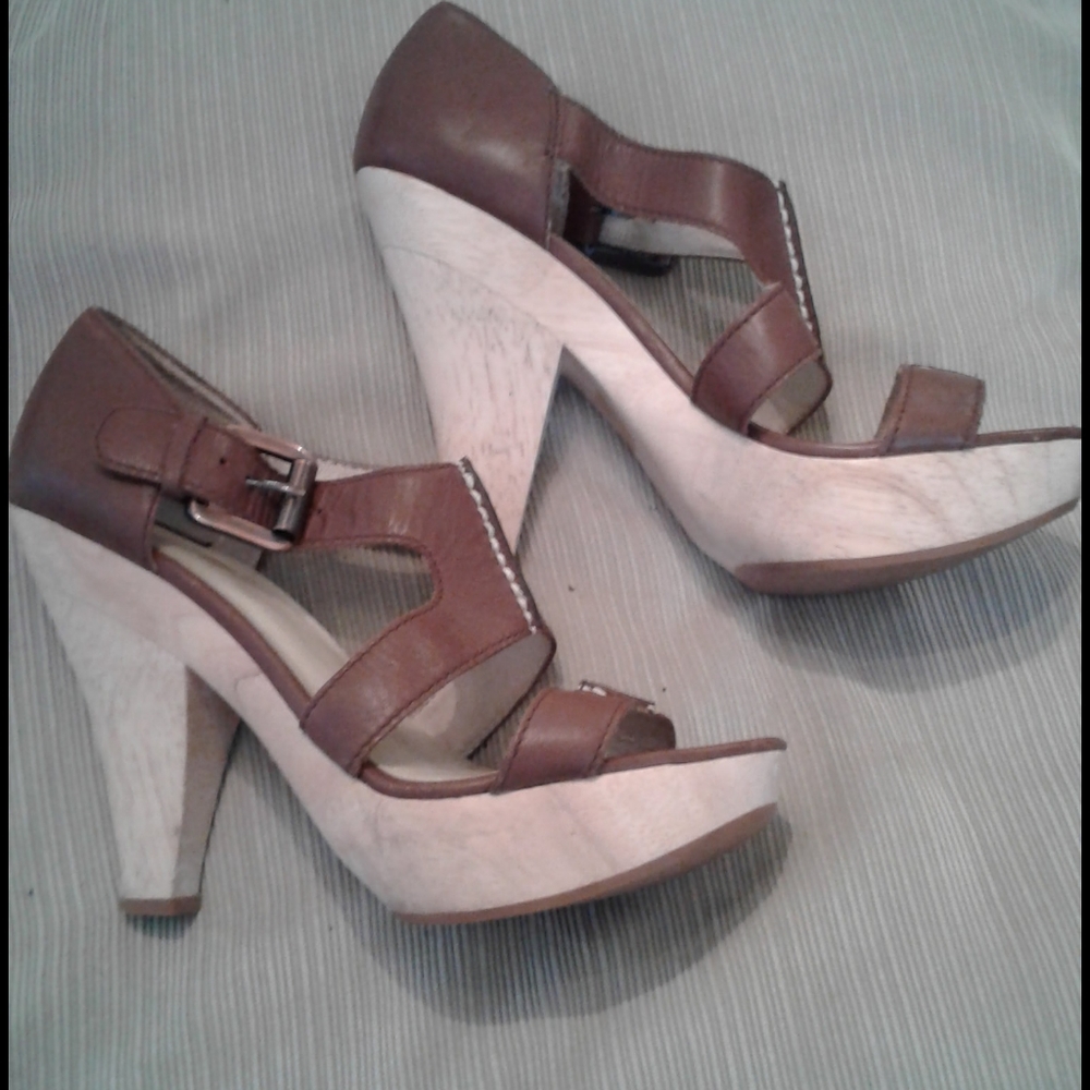 Max Studio Brown Heels - image 2